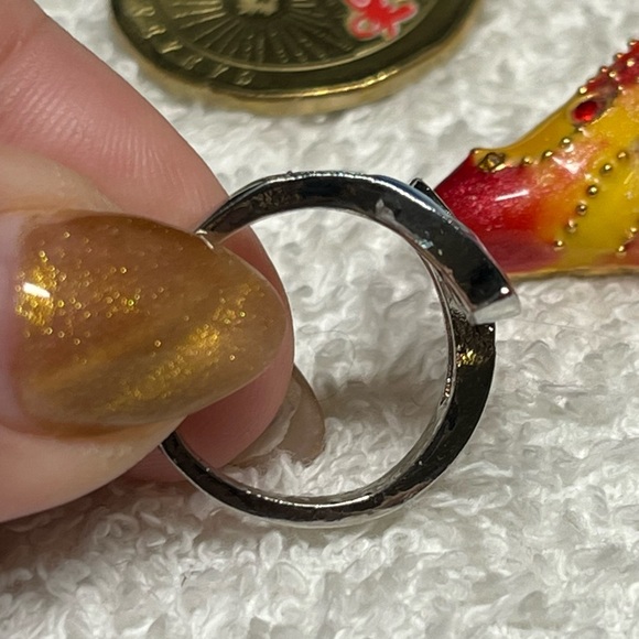 🦋Cute silver plate ring with rhinestone and inlay opal look/costume NWOT - Picture 5 of 9